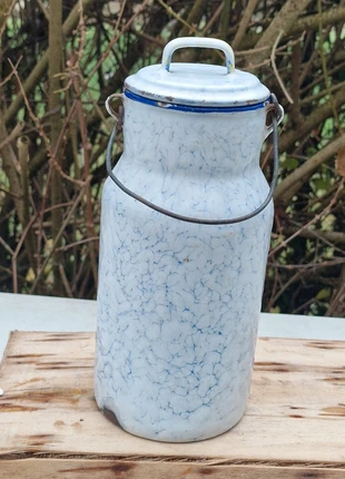 Laitière émaillée, brand: art populaire, condition: Satisfactory, €15.00, €16.45 includes Buyer Protection