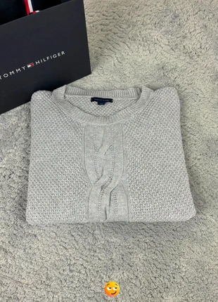 Pull Col Rond Tressé Tommy Hilfiger Gris - Taille S - Femme, merk: Tommy Hilfiger, staat: Heel goed, maat: S / 36 / 8, € 19,99, € 21,69 inclusief Kopersbescherming Pro