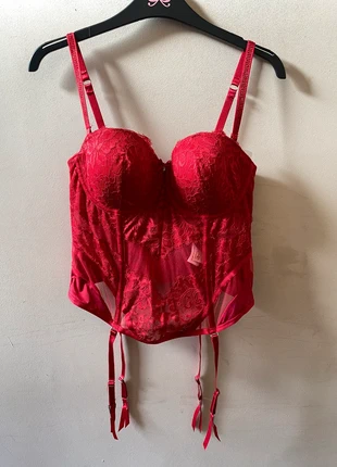 Bustier Hunkemöller - Maat 80C/95C (fr), merk: Hunkemöller, staat: Nieuw met prijskaartje, maat: 80C, € 20,00, € 21,70 inclusief Kopersbescherming