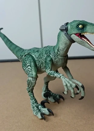 Mattel Jurassic World Amber Collection Velociraptor Delta premium collectible figure, brand: Mattel, condition: Very good, size: One size, €35.00, €37.45 includes Buyer Protection