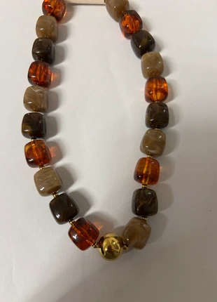 Collier perles carrées en résine et acier, zustand: Neu, 13,00 €, 14,35 € inklusive Vinted-Käuferschutz