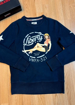 Pull Tommy Hilfiger Liberty brodé bleu marine taille S 85% coton 15% polyester très bon état, merk: Tommy Hilfiger, staat: Heel goed, maat: S, € 7,90, € 9,00 inclusief Kopersbescherming