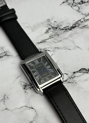 Montre style tank bracelet cuir noir, ajustable Watch, cadre carré old money vibe, marque: CHROME, état: Très bon état, taille: Taille unique, 14,00 €, 15,40 € Protection acheteurs incluse