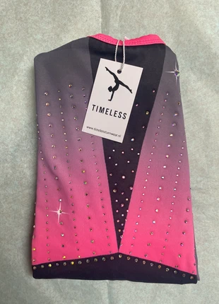 Prachtig turnpakje met veel glitters! 110, brand: Timeless, condizioni: Nuovo con cartellino, taglia: 5 anni / 110 cm, €29.99, €32.19 include la Protezione acquisti