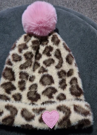 child's hat, brand: River Island, condition: New without tags, size: 8-12 years, 23 inches, £3.00, £3.54 includes Buyer Protection