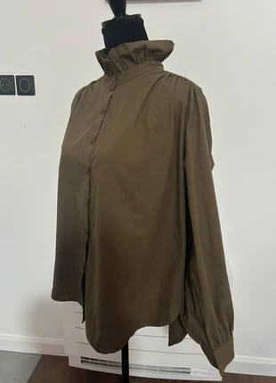 Chemise kaki col montant volanté – It Hippie taille M, brand: it Hippie, condition: Very good, size: M / 38 / 10, €30.00, €32.20 includes Buyer Protection