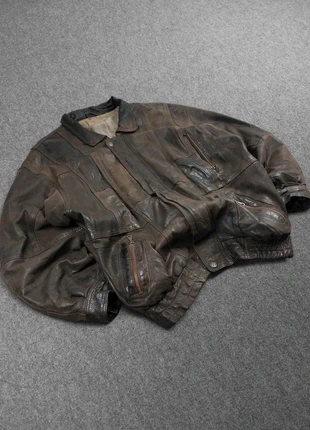 Veste / Blouson Aviateur en Cuir Véritable Vintage 80s Marron Délavé à Poches (XL), brand: Vintage Dressing, condition: Satisfactory, size: XL, €22.00, €23.80 includes Buyer Protection Pro
