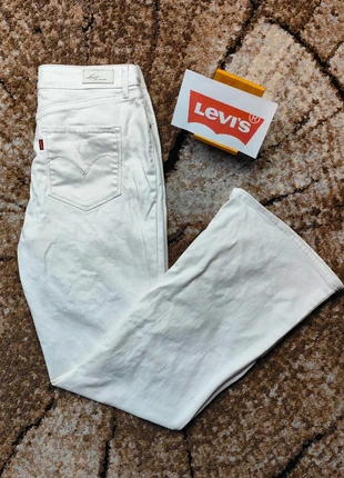 Jean Uni - Levi's San Francisco - Bold Curve Boot Cut -Taille M W30 L34 / Blanc / Qualité Premium, marke: Levi's, zustand: Sehr gut, größe: M / 38 / 10, 22,50 €, 24,33 € inklusive Vinted-Käuferschutz