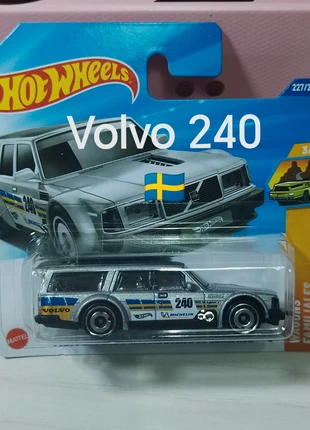 🔥Hotweels🔥Volvo 240 drift 🇸🇪, brand: Hot Wheels, condizioni: Nuovo con cartellino, taglia: Taglia unica, €3.00, €3.85 include la Protezione acquisti
