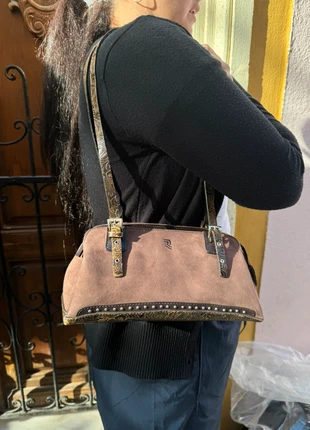 Bolso rectangular de raxet piel vuelta serraje, marque: Robert Pietri, état: Très bon état, 17,95 €, 19,55 € Protection acheteurs (Pro) incluse