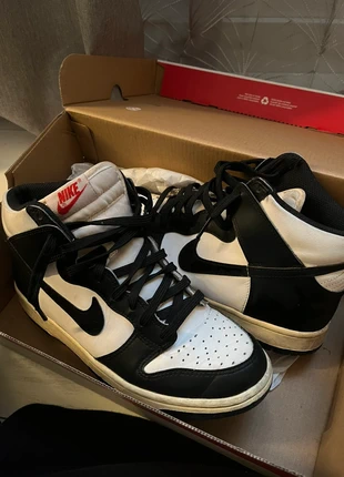 Dunk panda, marque: Nike, état: Très bon état, taille: 39, 10,00 €, 11,20 € Protection acheteurs incluse