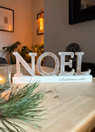 Wooden Noel Sign ‘Christmas Wishes’, brand: NO LABEL, condition: Very good, £4.50, £5.43 includes Buyer Protection