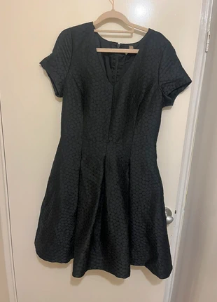 Banana Republic Black V-Neck Dress – Size 10 (Good Condition), brand: Banana Republic, condition: Good, size: S / UK 8-10, £4.00, £4.90 includes Buyer Protection