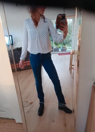 Blouse femme 36 blanche motifs géométriques p, brand: Cache Cache, condizioni: Ottime, taglia: S / IT 40 / EU 36, €8.00, €9.10 include la Protezione acquisti