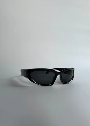 Lunette de soleil noir verre opaque noir | style vintage Y2K techno, brand: Aesthetic, condition: Very good, €10.00, €11.20 includes Buyer Protection