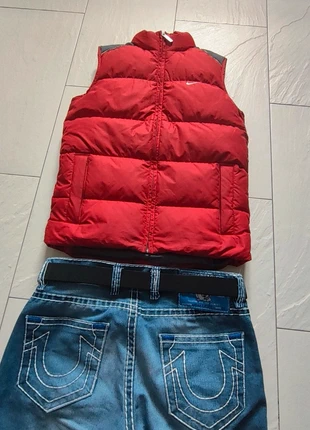Nike Weste im glänzend Rot, merk: Nike, staat: Heel goed, maat: L, € 45,00, € 47,95 inclusief Kopersbescherming