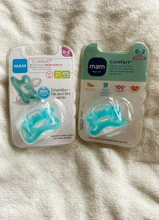 Lot de deux sucette bébé Mam 0-2 mois couleur bleu, marque: MAM, état: Neuf avec étiquette, 3,00 €, 3,85 € Protection acheteurs incluse
