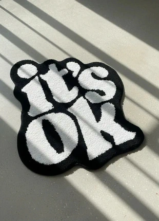 Tapis Graphique Noir Blanc – Minimal / Y2K / Moderne / Streetwear Home, marque: Loft 92, état: Très bon état, 42,90 €, 45,75 € Protection acheteurs incluse