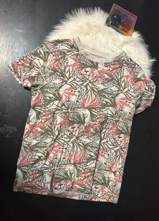 T-shirt Pepperts 134/140 (8-10 ans) Motif Tropical Feuilles et Léopards Rose/Kaki, marque: Pepperts, état: Très bon état, taille: 10 ans / 140 cm, 1,00 €, 1,75 € Protection acheteurs (Pro) incluse