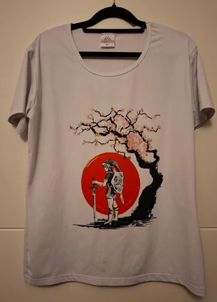 Damenshirt Zelda, staat: Goed, maat: XL / 42 / 14, € 1,50, € 2,28 inclusief Kopersbescherming