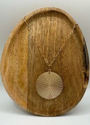 Collier doré médaillon rond acier inoxydable ajustable, condition: Very good, €7.99, €9.09 includes Buyer Protection Pro