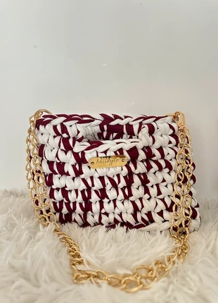 Sac en crochet blanc bordeaux – sac crochet bicolore – sac blanc bordeaux – sac chaîne dorée, brand: Bordeaux, condition: Very good, €25.00, €26.95 includes Buyer Protection Pro