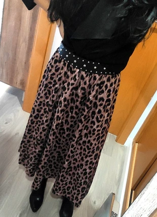 Falda animal print leopardo talla S, brand: Shein, condizioni: Ottime, taglia: S / IT 40 / EU 36, €3.50, €4.38 include la Protezione acquisti