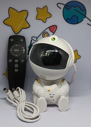 Veilleuse Astronaute modèle étoile – Projection de Nébuleuses, Télécommande & Câble Inclus, estado: Muy bueno, 12,00 €, 13,30 € Protección al comprador incluida