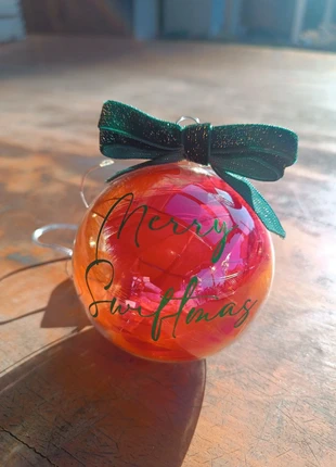 Pallina Merry Swiftmas, marque: Taylor Swift, état: Neuf avec étiquette, 8,00 €, 9,10 € Protection acheteurs incluse