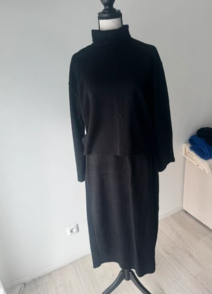 Ensemble jupe & pull Zara – Haut M / Jupe L, merk: Zara, staat: Heel goed, maat: L / 40 / 12, € 28,00, € 30,10 inclusief Kopersbescherming