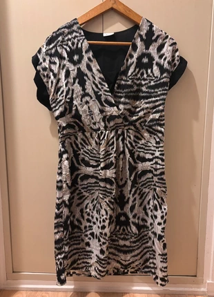 Petite robe fluide, marke: Aniston, zustand: Neu, größe: L / 40 / 12, 7,00 €, 8,05 € inklusive Vinted-Käuferschutz