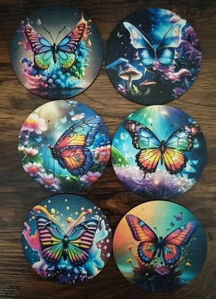 🌈 Lot de 6 sous verre en bois imprimé papillons 🌈, marque: Fashion, état: Très bon état, 6,00 €, 7,00 € Protection acheteurs incluse