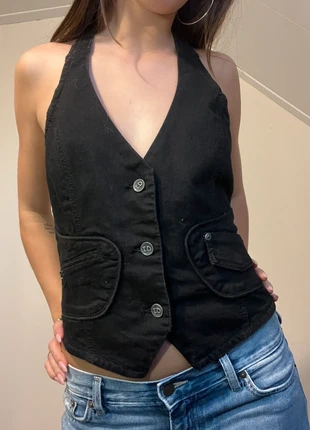 Halter gilet top open rug, merk: IL`DOLCE, staat: Heel goed, maat: M / 38 / 10, € 6,00, € 7,00 inclusief Kopersbescherming