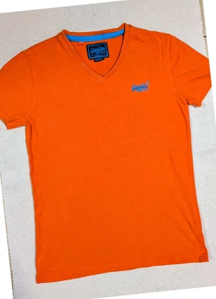 T-shirt Superdry orange col V – Taille S homme, merk: Superdry, staat: Heel goed, maat: S, € 8,99, € 10,14 inclusief Kopersbescherming