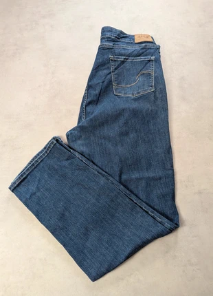 Jean Levi's shaping high-rise straight bleu FR50                 L16JL1387, marke: Levi's, zustand: Sehr gut, größe: 5XL / 50 / 22, 20,90 €, 22,65 € beinhaltet Vinted-Käuferschutz Pro