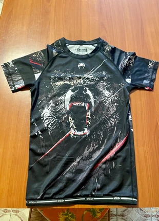 Rashguard Grizzly Bear MMA BJJ venom, brand: Venum, condizioni: Ottime, taglia: M, €40.00, €42.70 include la Protezione acquisti