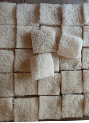 Carrée 100% laine | 10 par 10 | Pour faire couverture ou patchwork | 128 pièces, marque: DT collection, état: Neuf avec étiquette, 25,00 €, 26,95 € Protection acheteurs incluse