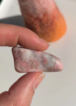 Rhodocrosite 🩷, marque: univers pierres, état: Neuf sans étiquette, 2,00 €, 2,80 € Protection acheteurs incluse