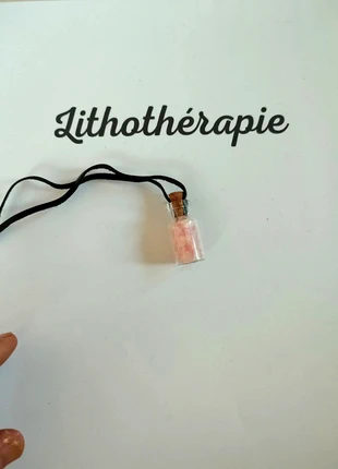 Lithothérapie : pendentif bouteille en verre avec quartz rose, marca: Fabrication Artisanale, estado: Muito bom, €2.50, €3.33 inclui Proteção do Comprador