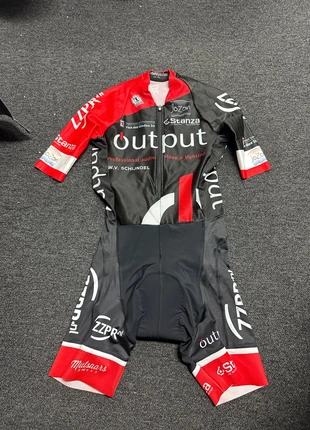 Bioracer aeropak maat XS, merk: Bioracer, staat: Nieuw zonder prijskaartje, maat: XS, € 15,00, € 16,45 inclusief Kopersbescherming Pro