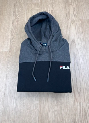 Pull à capuche noir et gris FILLA| taille LX| très bon état, merk: FILA, staat: Heel goed, maat: XL, € 15,00, € 16,45 inclusief Kopersbescherming