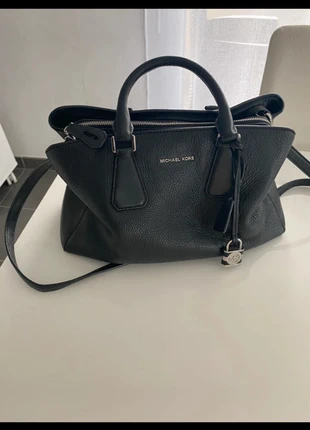 Sac noir Michael kors, marke: Michael Kors, zustand: Sehr gut, 60,00 €, 63,70 € inklusive Vinted-Käuferschutz