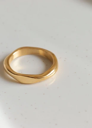 Bold ring, brand: Vls, condition: New with tags, size: 18.1 mm / P½, £10.99, £12.24 includes Buyer Protection Pro