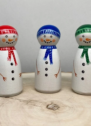 Set van 3 HandgHandgeschilderde pegdolls sneeuwpop (houten poppetjes) 6,5cm, merk: Handgemaakt, staat: Nieuw zonder prijskaartje, maat: Universeel, € 7,95, € 9,05 inclusief Kopersbescherming