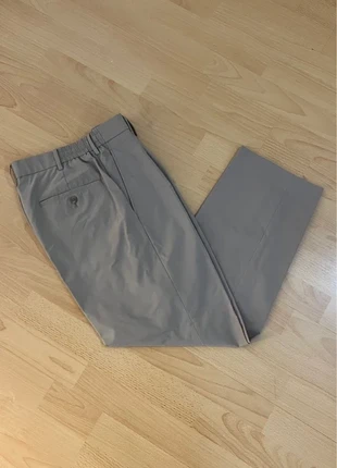 Pantalon Uniqlo, merk: Uniqlo, staat: Heel goed, maat: S, € 20,00, € 21,70 inclusief Kopersbescherming