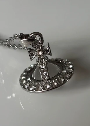 Collier transparent et argenté planète ronde y2k vintage inspiré de l’anime Nana, marque: Nana, état: Neuf sans étiquette, 30,00 €, 32,20 € Protection acheteurs incluse