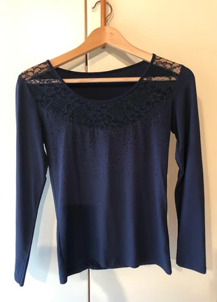 sottogiacca blu notte con pizzo e strass scollatura tonda Tg S/M, staat: Heel goed, maat: S / 36 / 8, € 5,90, € 6,90 inclusief Kopersbescherming