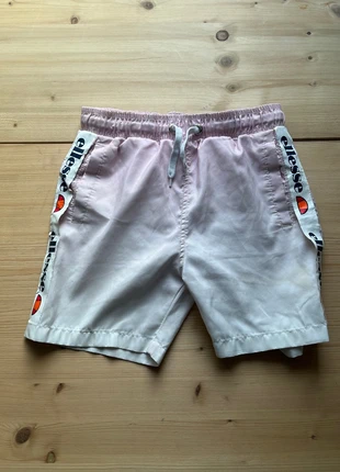 Short ellesse blanc et rose, marke: Ellesse, zustand: Sehr gut, größe: 10 Jahre / 140, 3,00 €, 3,85 € inklusive Vinted-Käuferschutz