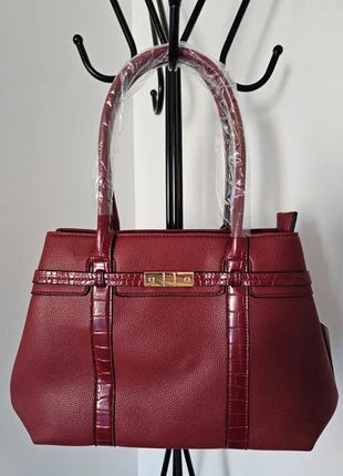 👜 Sac à main bordeaux effet croco – Neuf et chic 👜, zustand: Neu, mit Etikett, 24,00 €, 25,90 € beinhaltet Vinted-Käuferschutz Pro