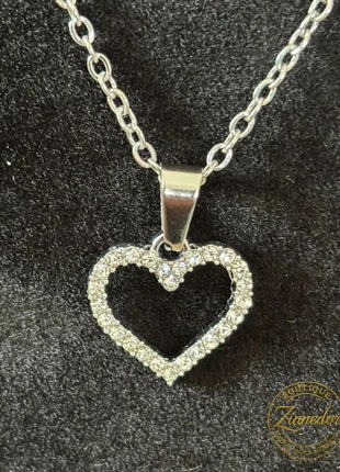 Collier cœur argenté brillant serti de strass (CO064), brand: Articles, condizioni: Nuovo senza cartellino, €7.50, €8.58 include la Protezione acquisti Pro